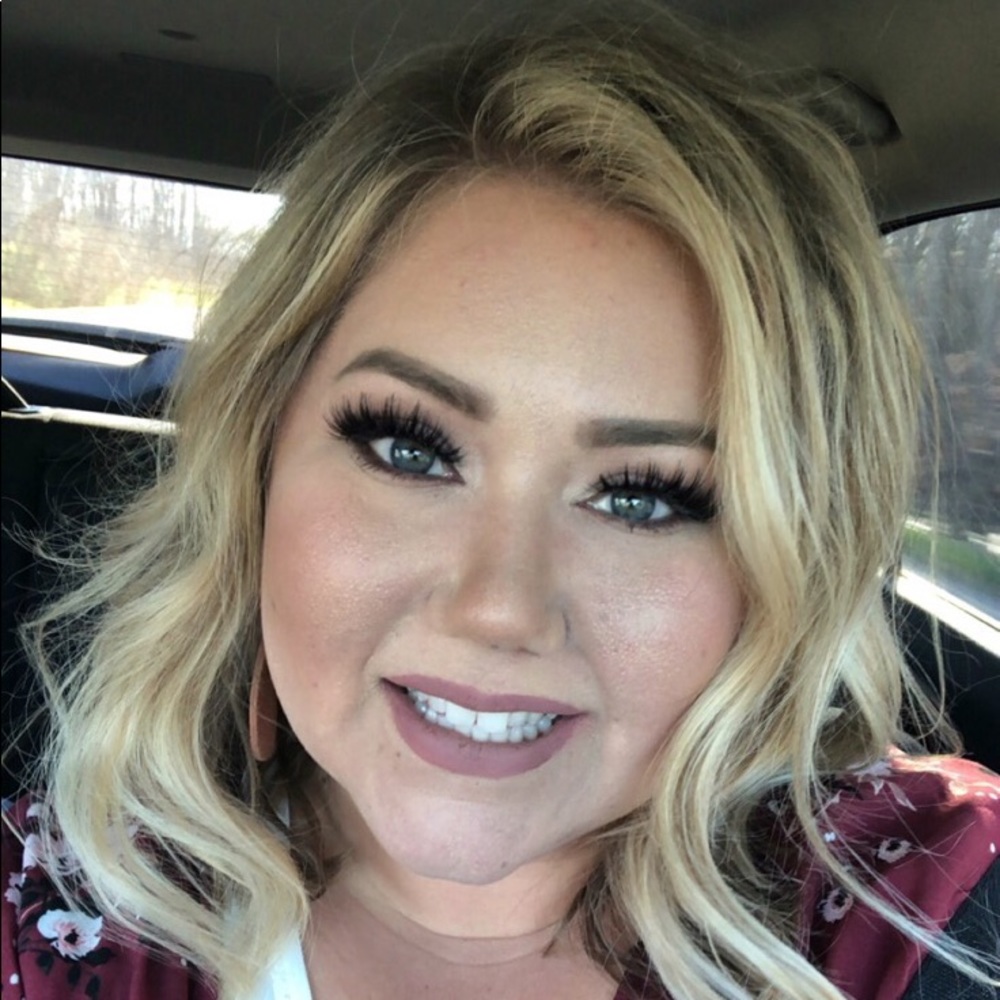 Meet your Posher, Kaycee